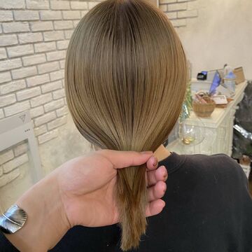 【松井山手】≪指名フリー共に40％還元≫≪月24万円保障あり≫≪月8,9日休み≫≪社会保険完備≫≪公休を土日に取得可能≫≪スタッフの平均月給30万円以上≫高単価の髪質改善サロン！週休3日制も可能◎髪質改善とカラーが得意なサロン！客単価1万円以上！「veretta.〜matsuiyamate〜（ベレッタマツイヤマテ）」からスタイリスト（美容師）の求人☆★