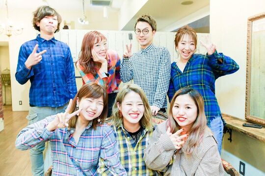 【寝屋川市駅】≪月8,9日休み≫≪土日休み可能≫≪社会保険完備≫≪最短1年半以内でデビュー可能≫営業時間内レッスンOK！スタッフも皆仲良しで人間関係良好！社員旅行もあり◎メリハリをつけて一流の美容師を目指しましょう！！「veretta.〜neyagawa〜（ベレッタネヤガワ）」からアシスタント（美容師）の求人☆★