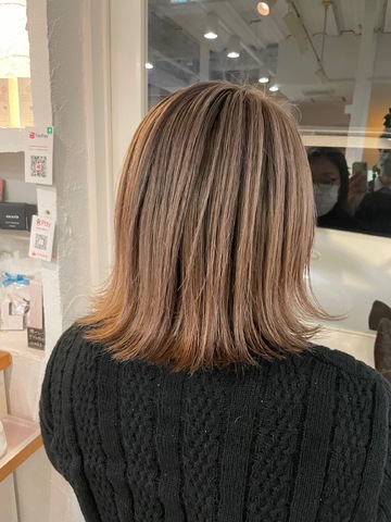 【三宮】≪完全週休2日制≫≪社会保険完備≫≪有給休暇あり≫1万円以上の高単価で一人一人のお客様としっかり関わることが出来る少人数制サロン！新しく入社した方の入客チャンスもしっかりあります！「Hair Salon Leaf（ヘアサロンリーフ）」からスタイリスト（美容室）の求人☆★