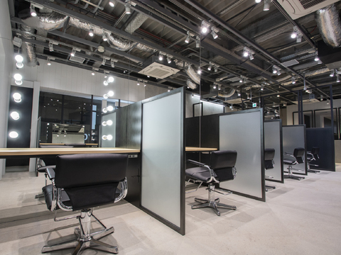 【下北沢】◆最低保障給あり・撮影ブース完備◆トレンドヘアーをウリに、業界屈指の集客力でたくさんのお客様を担当できます！ITを駆使し、業界をリードするサロン「IT by ALBUM 下北沢店（アイティーバイアルバムシモキタザワテン）」からスタイリスト（美容師）の求人☆★