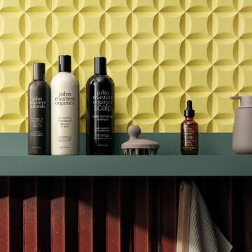 【烏丸】≪実働7時間50分・休憩70分≫≪社保完備≫≪夏季冬季休暇、誕生日休暇、有給休暇などお休み充実≫≪書籍購入・美容代補助・アロマテラピー検定・TOEIC検定・スポーツジム会費負担など福利厚生充実≫オーガニックコスメが好きな方必見！「john masters organics 大丸京都店（ジョンマスターオーガニックダイマルキョウトテン」から販売員の求人☆★