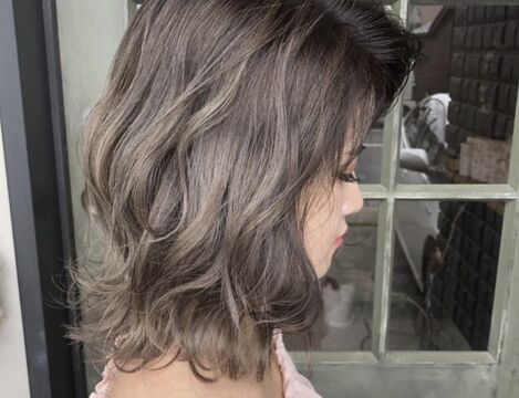 【大和八木】≪社会保険完備≫≪月8日休み≫カラーが好きな方は必見！カラーリストとスタイリスト、希望のキャリアを選べます。「The hair D.Log（ザヘアーディードットログ）」からアシスタント（美容師）の求人☆★☆