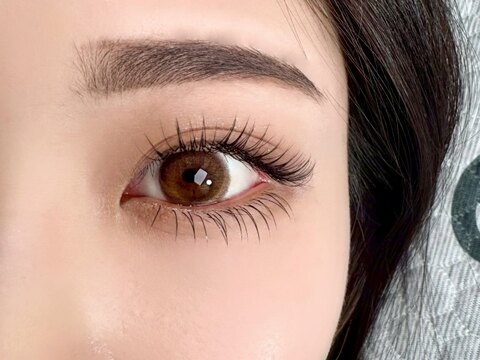 【難波】≪月12日休み≫≪有給休暇消化率100％！≫≪土日は月2回休みOK！≫≪頑張った分はしっかり歩合で還元≫自分のライフスタイルに合わせて働く事の出来る環境「joieange 難波店（ジョアアンジェナンバテン）」からアイリスト（アイデザイナー・まつ毛エクステ）の求人★☆★