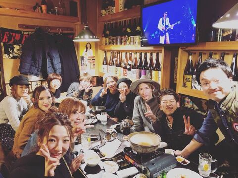 【枚方市駅】≪指名フリー共に40％還元≫≪月24万円保障あり≫≪月8,9日休み≫≪社会保険完備≫≪公休を土日に取得可能≫≪スタッフの平均月給30万円以上≫業務委託と正社員のハイブリッドサロン！週休3日制も可能◎高単価の髪質改善サロン！入客チャンス多数！「veretta（ベレッタ）」からスタイリスト（美容師）の求人☆★