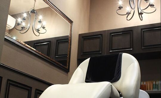 【山口駅】≪社会保険完備♪≫安心してスタイリストデビューを目指せる環境がスタッフから人気！営業時間内のレッスンで毎日遅くまで残る事も無く強制などもありませんのでプライベートも充実できますよ！サロンワーク以外でも着付けやブライダルメイク等、色々な技術を学べます！“New Style NAKAICHI（ニュースタイルナカイチ）”からアシスタント（美容師）の求人★☆