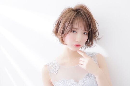 【京橋】≪月収40万円以上も可能≫≪カラー比率が高いサロン≫≪税込還元≫薬剤も豊富なので単価アップもしやすい環境！高い集客率により入客チャンスあり！年1回は慰安旅行を計画するなどスタッフ同士の雰囲気も抜群の委託サロン！「Rapport（ラポール）」からスタイリスト（美容師）の求人★☆