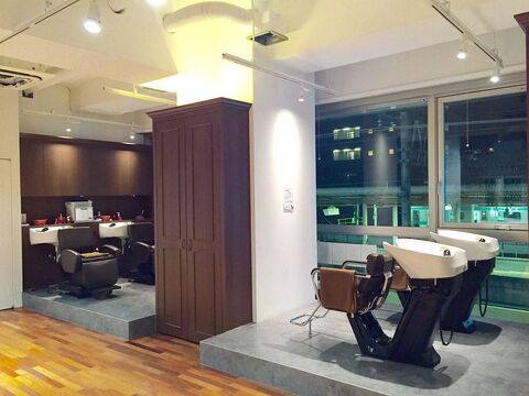 【我孫子駅】◆住宅手当あり・寮あり・休日数の選択可能・有給休暇あり・社会保険完備◆しっかりとした教育体制により、安定してスキルアップが図れます。自分に合った働き方が見つけられる会社BRAVE 我孫子店（ブレイブ アビコテン）からアシスタント（美容師）の求人★☆