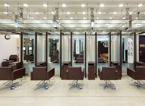 【立川駅】＜完全週休2日制＞＜社会保険完備＞抜群の待遇を擁する全国に展開するTAYAグループ☆歴史ある会社なので充実の教育体制がありますしっかり技術を学んでもらえます♪TAYA グランデュオ立川店（タヤグランデュオタチカワテン）からアシスタント（美容師）の求人☆★