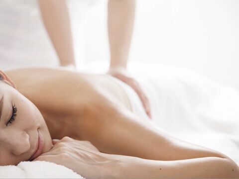 【芦屋】≪社会保険完備≫≪完全週休2日≫≪実働8時間≫≪産休育休実績あり≫バックアップ体制が整っており、長く安心して働けるトータルビューティーサロン！「salon de Decollte（サロンドデコルテ）」からエステティシャンの求人☆☆