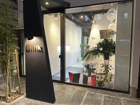 【京橋】自分で勤務日数を決められる！！完全営業時間内レッスン！！≪最短1年デビュー可能≫≪土日休みや連休もOK≫アシスタントの内からフリーランスでプライベートと両立して美容師を楽しめる「BLINK 京橋（ブリンク キョウバシ）」からアシスタント（美容師）の求人☆★