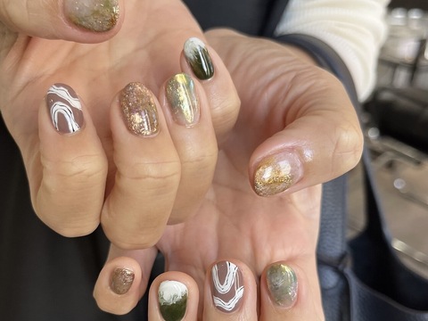 【泉大津駅】≪サロンワーク未経験OK≫≪社会保険完備≫≪土日休み月2,3回までOK≫≪営業時間中レッスン≫≪モデル集めサポートあり≫≪研修中もお給料あり≫≪髪色自由・ネイルOK≫ネイルとアイのトータルビューティーサロン！トレンドを取り入れたニュアンスネイルが人気！「Eden（エデン）」からネイリスト（ネイル）の求人★☆