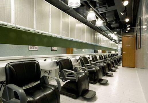 【自由が丘】＜完全週休2日制＞＜社会保険完備＞抜群の待遇を擁する全国に展開するTAYAグループ☆入客チャンスが多いので月給30万円以上稼ぐことも出来ます♪TAYA 自由が丘店（タヤジユウガオカテン）からスタイリスト（美容師）の求人☆★