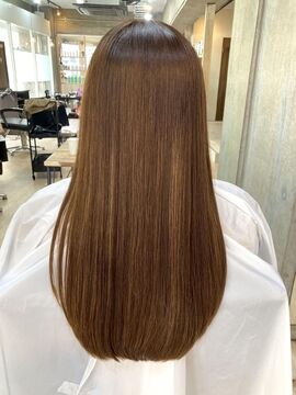 【高速神戸】≪半年間最低保証30万円≫≪入客チャンス大≫低単価だけどハイクオリティで抜群の集客があります！完全マンツーマンなのでお客様としっかり関われます！自分の頑張りで50万円以上の収入も可能です！ママさん美容師も大歓迎！「select（セレクト）」からスタイリスト（美容師）の求人☆★