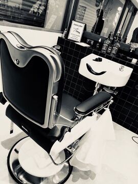 【草津駅】ガチガチルールは一切なし！スタッフがのびのび働いていける環境作りに努めていきます！一緒にサロンを盛り上げていきましょう！「L.A BARBERSHOP（エルエーバーバーショップ）」からアシスタント（美容師・理容師）の求人☆★