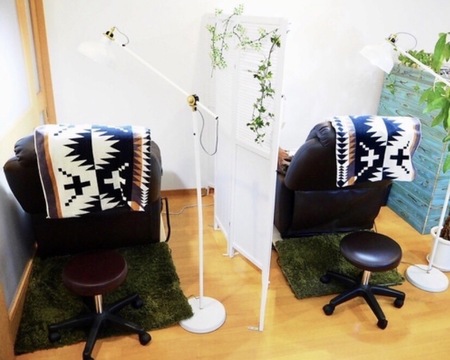 【西院】経験を活かして、お客様一人一人に丁寧な接客が叶う！自由出勤なので土日休みや連休もOK！お客様に愛されるアイ＆エステ併設トータルビューティーサロン「Be you（ビー ユー）」からネイリスト（ネイル）の求人★☆★