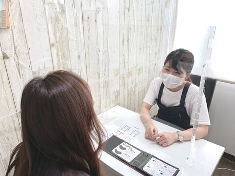 【茨木市】月10日休み、週休3日など休日の選択可能！社会保険あり・平均18時退勤・頑張れば頑張った分のバックあり！トータルビューティーのサロンだからこそ自分の可能性を最大限に実現できる環境！「Passion茨木店（パッションイバラキテン）」からアイリスト（アイデザイナー・まつ毛エクステ）の求人