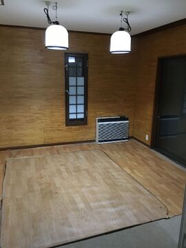 【苦楽園口】≪社会保険完備≫≪2年以内でデビュー可能≫≪平均退社18:00≫営業時間内でのレッスンが可能で無駄なく効率良く学んで行ける環境です。地域密着型アットホームサロン“Belles et beaux（ベルェボォ）”からアシスタント（美容師）の求人★☆