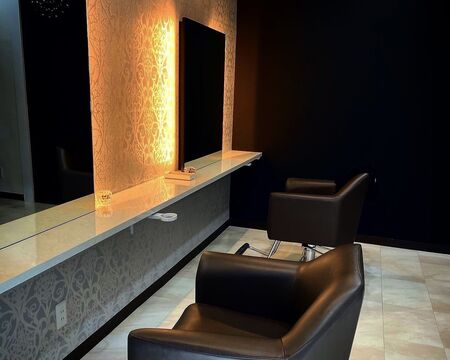 【大元】≪日曜定休あり・社会保険完備・有給休暇あり・正社員でも早上がりなど時短相談OK・2年以内にデビュー可能・未経験、通信生、新卒生OK・営業中レッスンOK≫少人数でアットホームな環境！「ATLAS（アトラス）」からアシスタント（美容師）の求人☆★