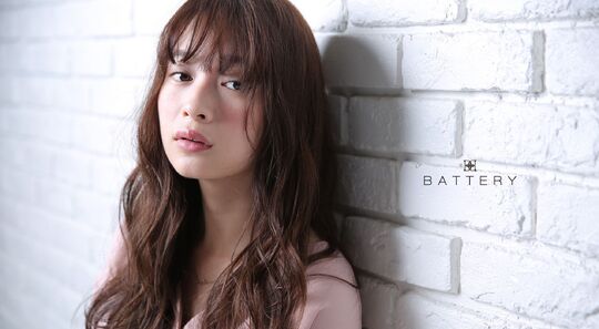 【JR塚口駅前】≪完全週休2日制&有給あり≫≪社会保険完備≫≪営業内レッスン&最短2年デビュー≫駅直結の人気ヘアサロン！アイラッシュも学べる環境です！「BATTERY VIERRA 塚口店（バッテリービエラツカグチテン）」からアシスタント（美容師）の求人☆★☆♪