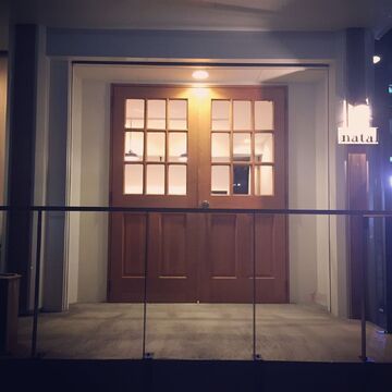 【六地蔵】日曜定休あり◆◇オーナーさんやお客様との距離が近く、フランクに働いていけます♪入客チャンスが多く、幅広い年齢層のお客様に愛されるnatal（ナタル）からスタイリスト・Jr.スタイリスト（美容師）の求人☆☆