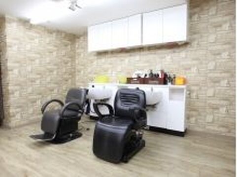 【昆陽里】≪週1日、2時間以上から勤務OK≫≪土日休みも相談可能≫パート・アルバイトさん大募集中！アットホームな雰囲気のサロンで働きやすい環境が整っています。REGO（レゴ）からアシスタント（美容師）の求人☆★