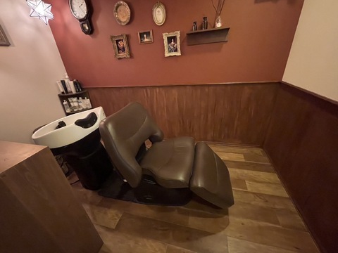 【JR倉敷駅】≪ママさん美容師大歓迎≫≪土日祝休みOK≫≪髪質改善メニューや白髪ぼかしが人気≫≪産休育休取得実績あり≫スタッフ想いの働きやすい環境が整っています！「marco（マルコ）」からスタイリスト（美容師）の求人☆★