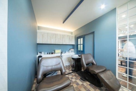 【日ノ出】≪日祝が定休日・社会保険完備・営業時間は17時まで・サロン駐車場あり≫スタッフ同士の仲が良く働きやすい環境！子育て中の美容師さんがのびのびと働けるヘアサロン「elu. hair make（エルヘアーメイク）」からスタイリスト（美容師・理容師）の求人☆★