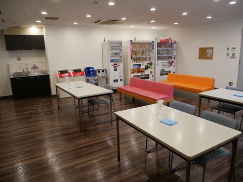 【大井競馬場前】◆土日休みあり・月8日休み・20時までに退勤可能・有給休暇あり・休憩所完備◆手荒れや腰痛の心配なし！体力面にも配慮された安心の勤務体制で、長く活躍できます。「3Qカット ウィラ大井店（サンキューカットウィラオオイテン）」からスタイリスト（美容師・理容師）の求人☆★