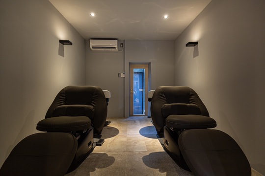 【二条城前駅】≪オープニングスタッフ募集！≫≪最短2年でスタイリストデビュー≫≪月給20万円≫≪完全週休二日制≫≪社会保険完備≫≪休憩1時間あり≫≪20時までに退勤可能≫教育カリキュラムも完備です！「Ashe oleng（アッシェオレン）」からアシスタント（美容師）の求人☆★