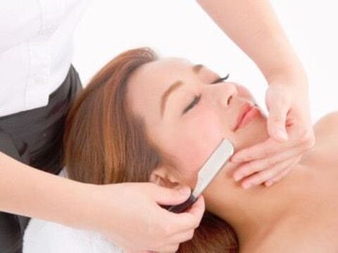 【久喜駅】◆土日のシフト休あり・有給休暇あり・社会保険完備◆バツグンの好待遇が魅力！高いお給料と長く活躍できる待遇が◎しっかりした研修体制があるので未経験の方も安心してお仕事してもらえます！「Beauty face モラージュ菖蒲店（ビューティーフェイスモラージュショウブテン）」から理容師（シェービング）の求人☆☆