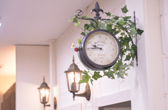 【茶山】≪3ヶ月に1度ボーナスあり≫店舗展開するファミリー層に人気のヘアサロン！少人数制で地域密着&楽しくノビノビ働ける環境！独立支援あり！hairs BERRY 高野店（ヘアーズベリータカノテン）からアシスタント（美容師）の求人★☆