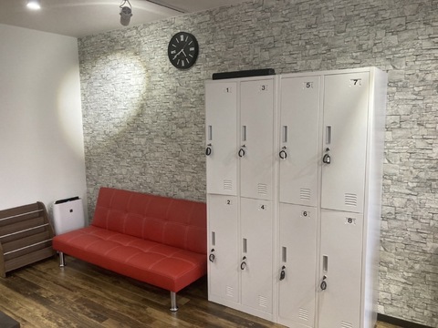 【今福鶴見】≪月給24万円≫≪19時30分までに退勤可能≫≪社会保険完備≫週2日～の勤務でOK！自分のペースで働けるアットホームサロンで働いてみませんか？「C.two（シートゥー）」からアシスタント（美容師）の求人☆★