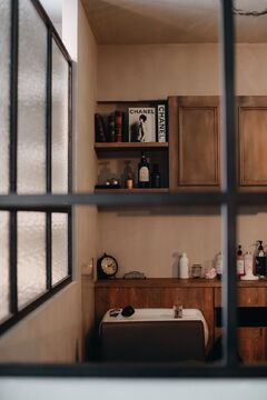 【王子公園】≪社会保険完備≫≪完全週休2日制≫≪スタイリストデビュー2年以内≫自分のペースで学んでいける環境が人気！おしゃれでモダンな雰囲気が愛される地域密着型サロンです!!「Trump（トランプ）」からアシスタント（美容師）の求人☆★☆