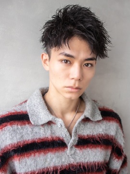 【渋谷】 フリー40〜50％／指名47〜65％還元  保障給あり ≪20時までの勤務OK≫抜群の集客で月収50万円以上稼ぐスタッフさんが多数活躍中！トレンドとカッコ良さを落とし込んだヘアを創り上げる「EIGHT MEN 渋谷店（エイトメンシブヤテン）」からスタイリスト（美容師）の求人★☆