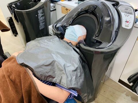 【玉垣】◆休日数の選択可能・18時半に退勤可能・ママさん美容師歓迎・産休育休制度あり・有給休暇あり・社会保険完備◆ブランクのある方でも安心の研修制度！オートシャンプーなので手荒れの心配もいりません。カットカラー専門店「Yuruha（ユルハ）」からスタイリスト（美容師）の求人☆★