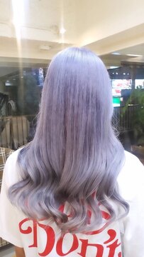 【南船場】≪社会保険完備≫ブリーチ、ハイトーンが得意なサロン！集客にも力を入れているので、どんどん入客していただきます！「b-arts （ビーアーツ）」からスタイリスト（美容師）の求人☆★☆