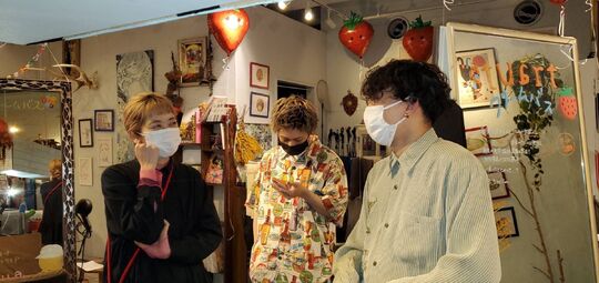 【芦屋川】≪平均退社時間19時≫≪月給28万円スタート≫≪完全週休2日制≫≪安心の社会保険完備≫高待遇＆安心のサポート体制で長く働き続けられます!!入客チャンスも多くプライベートも充実できるサロン！「stuart（スチュアート）」からスタイリスト（美容師）の求人★☆