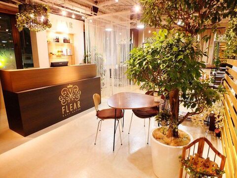 【堺東】≪社会保険あり≫≪レッスンなしなら19時半退勤≫助け合い、チームワーク重視！プライベートも大切にできる働きやすいサロン、「FLEAR hair salon（フレアヘアサロン）」からアシスタント（美容師）の求人☆★