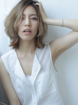 【三宮】≪正社員:月給27万円スタート≫≪業務委託:フリー40％／指名50％還元≫新規の集客力が抜群！入客チャンスも多いので月給40万円以上稼ぐ事も可能！がっつり稼ぎたい方もプライベートを重視したい方も相談してください“A+ hair（アップヘアー）”からスタイリスト（美容師）求人☆★☆