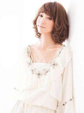 【外環沿い河内長野】≪実働8時間・20時迄に退勤≫≪社会保険完備≫無理のないレッスン体制！居心地の良いサロン空間が広がります！「he’ritage（エリタージュ）」からアシスタント（美容師）の求人☆★