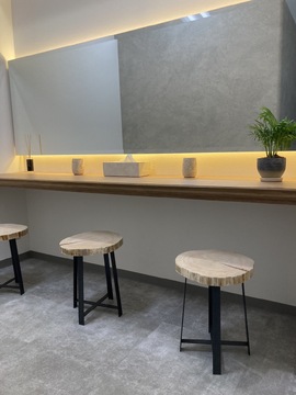 【三ノ宮】≪保障給あり≫≪髪色ネイル自由≫施術時間がゆったりとしたサロンで働きたい人にオススメ！「dot c（ドット シー）」からアイリスト（まつげエクステ・まつげパーマ）の求人☆☆