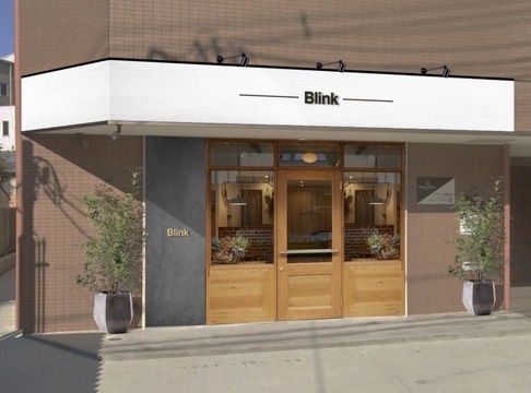 【放出】週1日～OKの自由出勤！！自分でライフワークバランスを決められるサロン！！≪1日7000～15000円最低保障給あり≫≪指名50～70％／フリー40～50％≫土日休みOK＆時短勤務のママさん美容師もOK！！「BLINK 放出（ブリンクハナテン）」からスタイリスト（美容師）の求人☆★