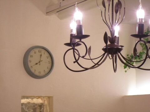 【太田】≪月給18万円〜≫≪社会保険あり≫≪月8,9日休み≫美意識の高い30〜40代女性から支持されています！完全予約制、1人1人のお客様を大事にできるサロン「votre alamode（ヴォートルアラモード）」からアシスタント（美容師）の求人☆☆