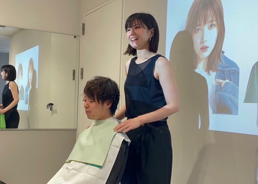 【東戸塚】≪社会保険完備≫≪実働8時間≫≪1年でスタイリストデビュー可能≫≪営業時間内でのレッスンを徹底≫アカデミー制度で勤務時間内で着実に成長が可能です！業界改革を唱え、抜群の福利厚生が魅力の「Ancheri by flammeum 東戸塚店（アンシェリバイフラミュームヒガシトツカテン）」からアシスタント（美容師）の求人☆★☆