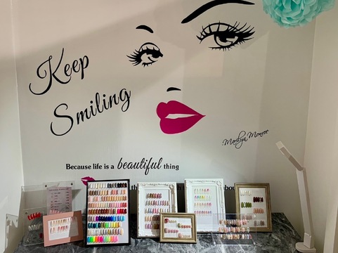 【西鉄久留米駅】≪研修期間中お給与あり・社会保険完備・ほぼ残業なし≫ライフスタイルに合わせた働き方でOK！スタッフ同士の仲の良さと整った福利厚生で長くお仕事をすることが可能なトータルビューティーサロン「BODY BRAND Vi+（ボディブランドビープラス）」からエステティシャンの求人☆☆