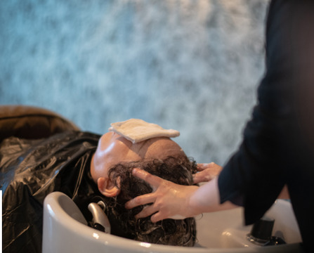 【養老】≪月給23〜28万円≫≪入客チャンスあり≫≪月8日休み≫≪社会保険完備≫経験や能力に応じて給料決定！正社員雇用でも働きやすい待遇面を用意しているサロン「chantik（チャンティ）」からスタイリスト（美容師）の求人☆★