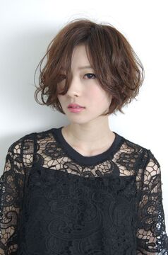 【大和西大寺】≪完全週休2日制≫≪2年以内にデビューも可≫平均水準以上の好待遇！充実した福利厚生面も魅力。一人一人に合わせたカリキュラムで着実に成長できるサロン「TIF（ティフ）」からアシスタント（美容師）の求人☆★