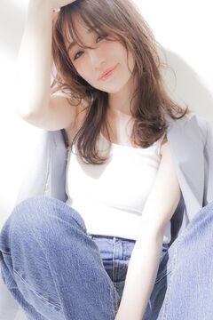 【阪神西宮】≪パートは祝日時給1800円！≫≪社会保険完備≫≪土日休み、連休可能≫≪ウィッグ手当あり≫≪家賃手当あり≫≪産休育休実績あり≫≪入客チャンスあり≫仕事とプライベートとでメリハリをつけて働くことが出来ますよ！デザインカラーやスパに力を入れているサロン「JUNO（ジュノ）」からスタイリスト（美容師）の求人☆★