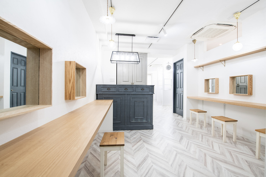 【南浦和】未経験歓迎！≪社会保険完備≫≪服装ネイル髪色自由≫≪有給休暇あり≫≪独立・開業支援あり≫≪産休育休実績あり≫8割以上のスタッフが未経験での入社！安心の研修制度が魅力！「glee 南浦和店（グリーミナミウラワテン）」からアイリスト（まつげエクステ・まつげパーマ・アイブロウ）の求人☆☆