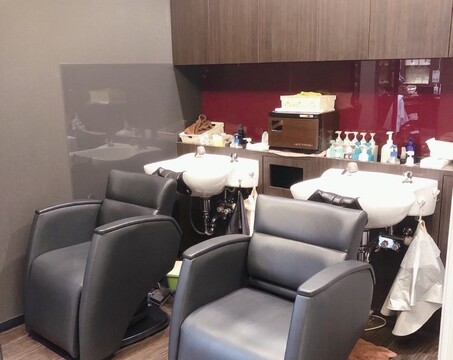 【羽倉崎】≪月給25万円以上可能≫≪土日休みも応相談≫≪社会保険あり≫カットカラー2時間枠！マンツーマン接客なのでやりがいもバッチリです。遅くまで残ってミーティングやレッスンなどもありません！「Atlantis 羽倉崎店（アトランティスハグラザキテン）」からスタイリスト（美容師）の求人☆★